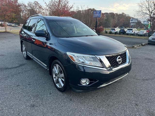 used 2013 Nissan Pathfinder car, priced at $11,995