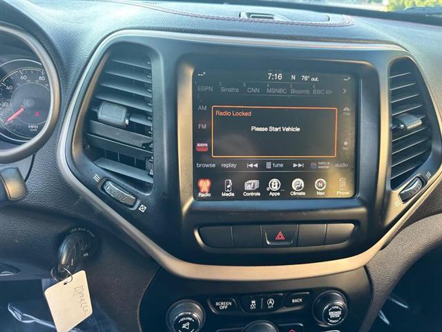 used 2015 Jeep Cherokee car, priced at $10,995