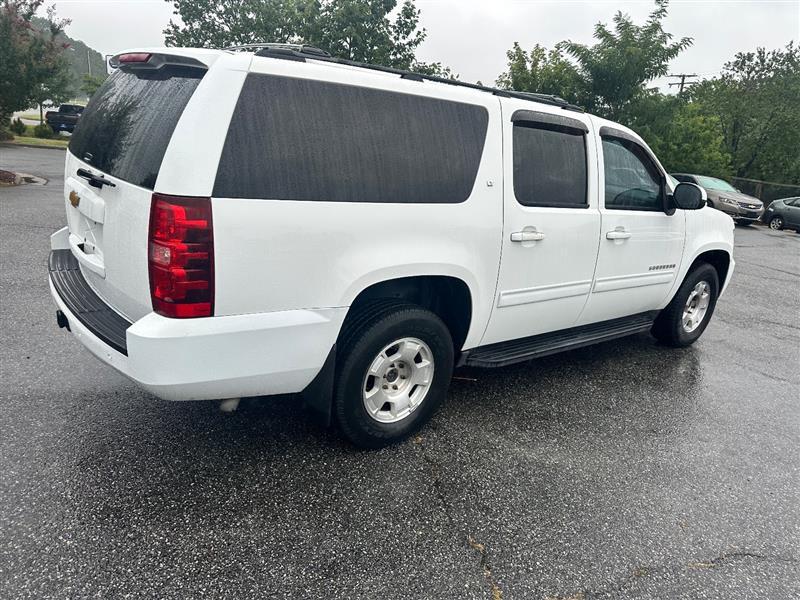 used 2014 Chevrolet Suburban car, priced at $9,995