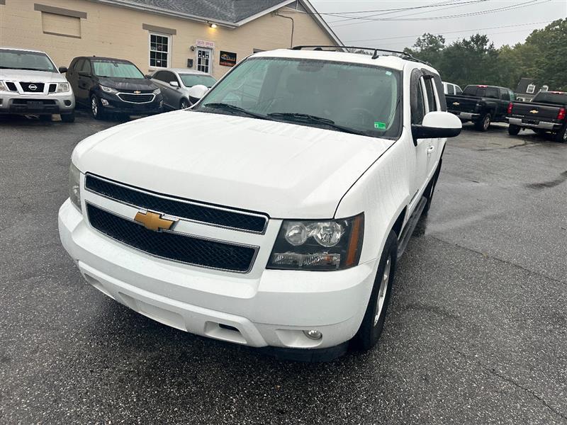 used 2014 Chevrolet Suburban car, priced at $9,995