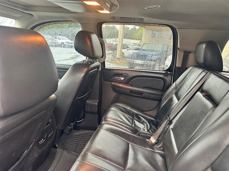 used 2014 Chevrolet Suburban car, priced at $9,995