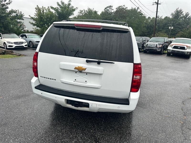 used 2014 Chevrolet Suburban car, priced at $9,995