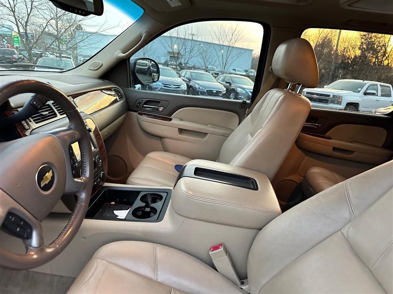 used 2013 Chevrolet Suburban car