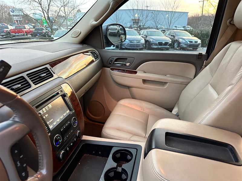 used 2013 Chevrolet Suburban car