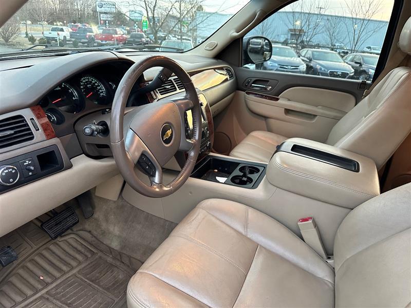 used 2013 Chevrolet Suburban car