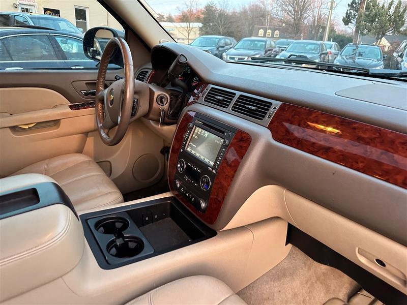 used 2013 Chevrolet Suburban car