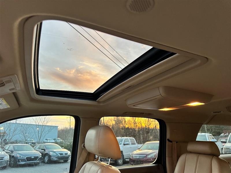 used 2013 Chevrolet Suburban car