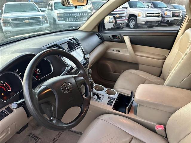 used 2010 Toyota Highlander car, priced at $8,995