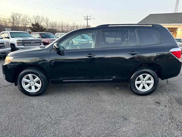 used 2010 Toyota Highlander car, priced at $8,995