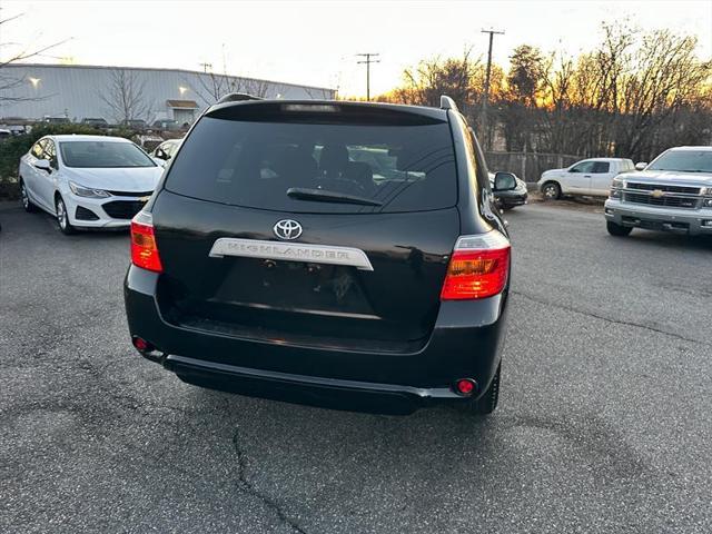 used 2010 Toyota Highlander car, priced at $8,995