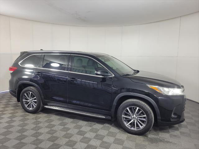 used 2019 Toyota Highlander car, priced at $26,795