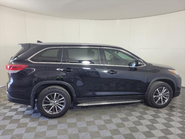 used 2019 Toyota Highlander car, priced at $26,795