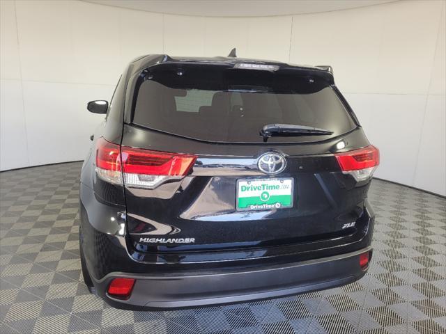 used 2019 Toyota Highlander car, priced at $26,795