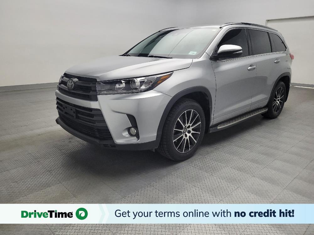 used 2017 Toyota Highlander car, priced at $22,695