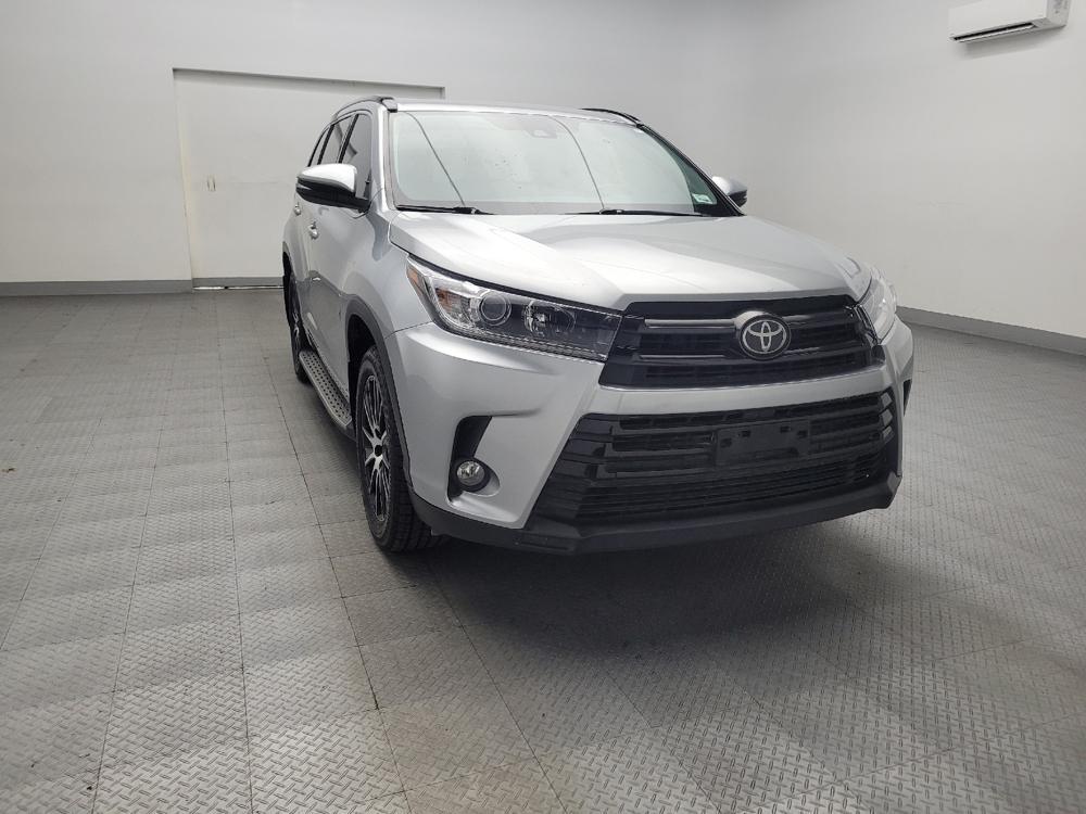 used 2017 Toyota Highlander car, priced at $22,695