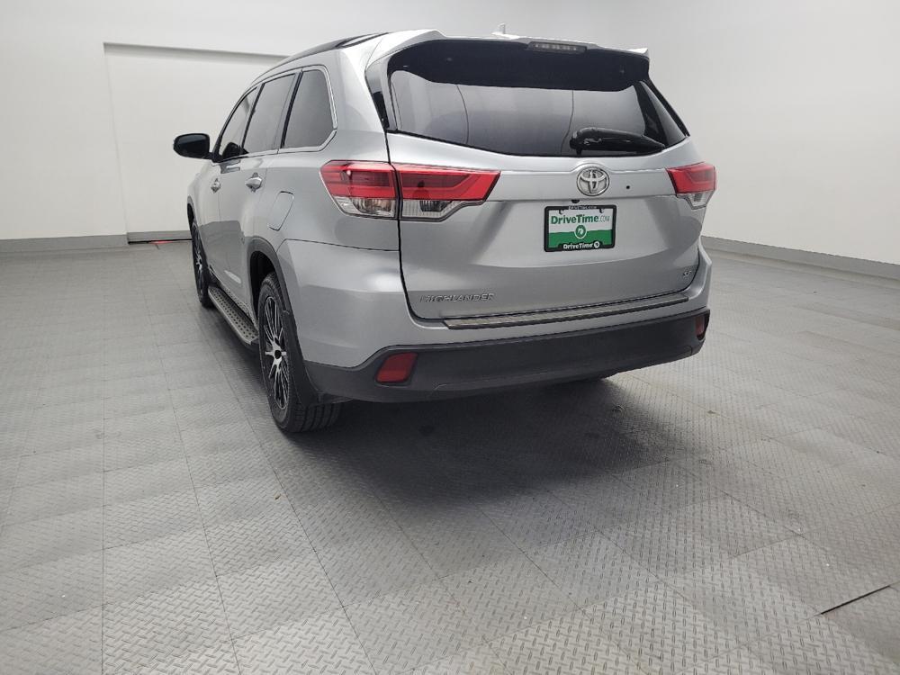 used 2017 Toyota Highlander car, priced at $22,695