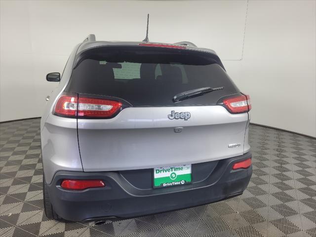 used 2018 Jeep Cherokee car, priced at $17,495