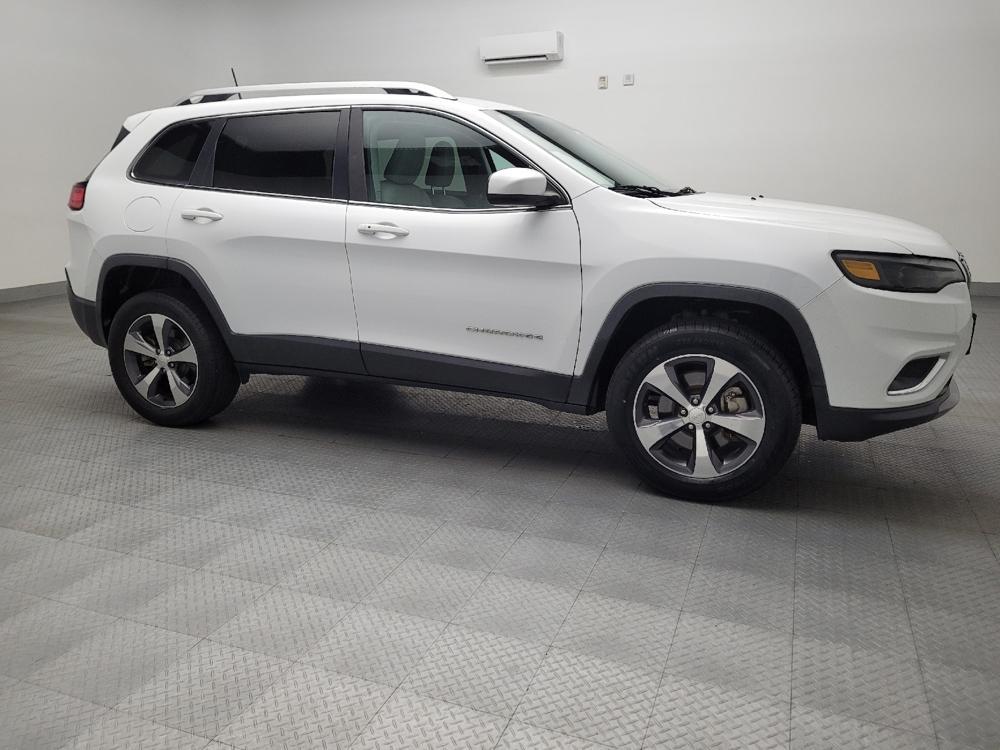 used 2019 Jeep Cherokee car, priced at $18,495