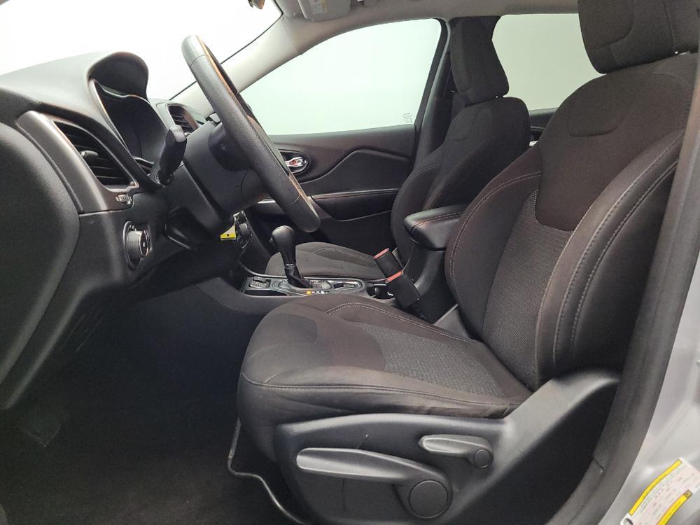 used 2019 Jeep Cherokee car, priced at $17,995