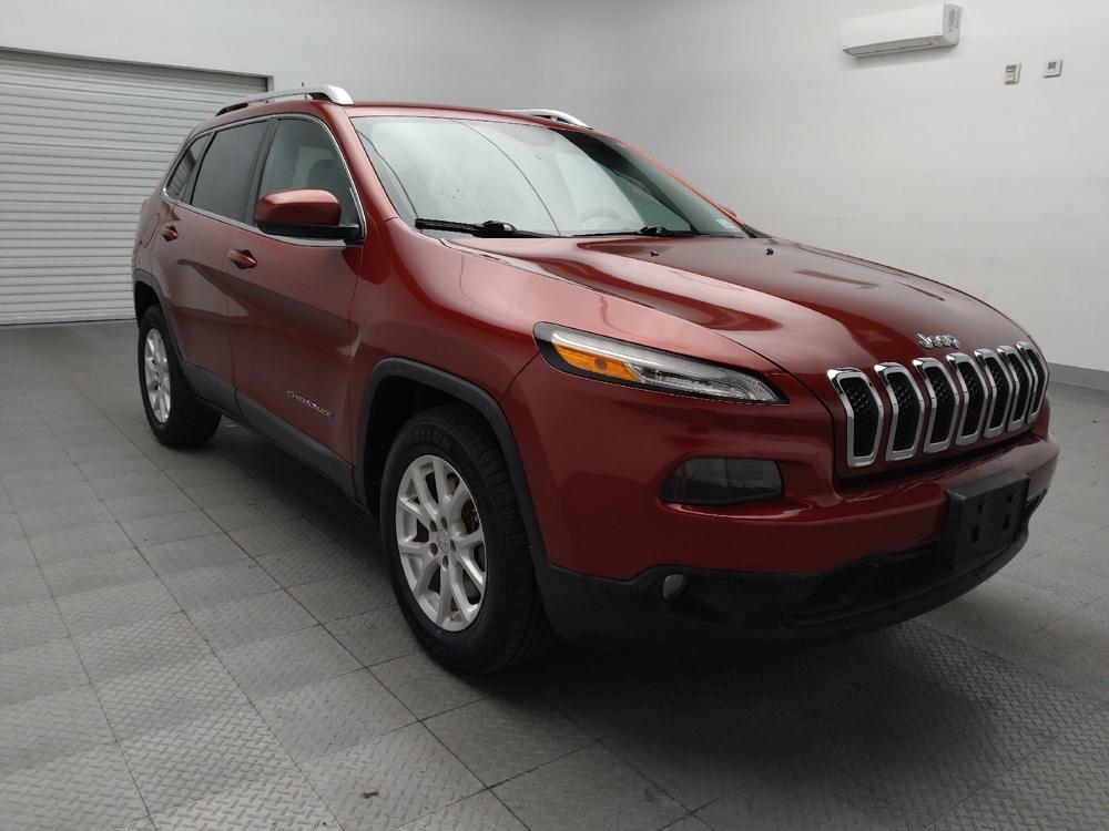 used 2015 Jeep Cherokee car, priced at $13,495