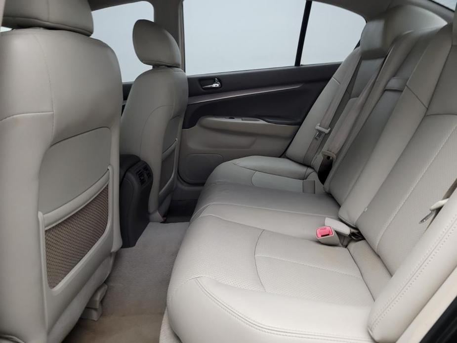 used 2015 INFINITI Q40 car, priced at $17,495