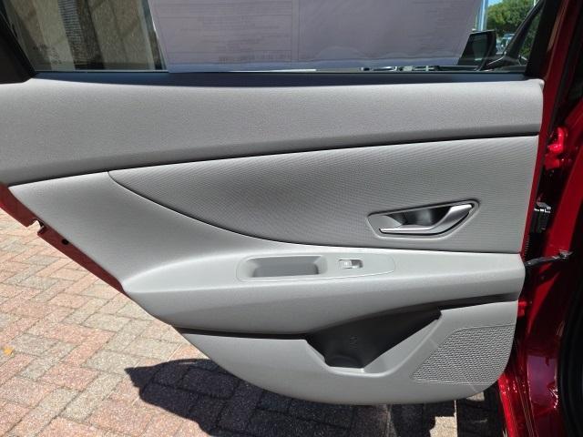 new 2025 Hyundai Elantra car, priced at $25,665