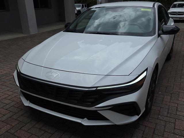 new 2025 Hyundai Elantra car, priced at $25,660