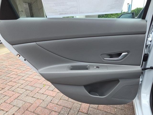 new 2025 Hyundai Elantra car, priced at $25,660