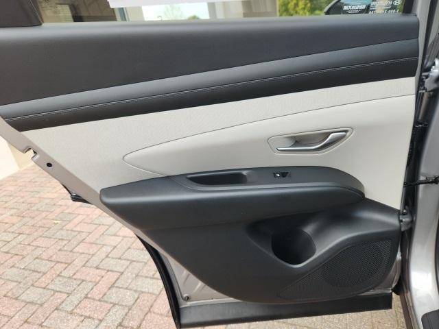 new 2025 Hyundai TUCSON Hybrid car, priced at $38,350