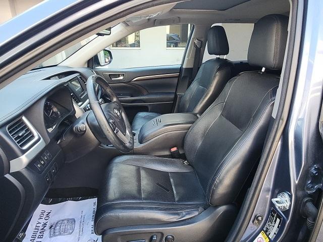 used 2015 Toyota Highlander car, priced at $18,450