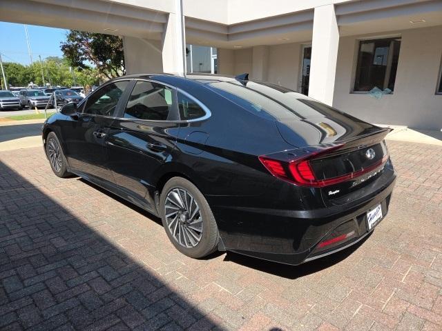 used 2021 Hyundai Sonata Hybrid car, priced at $18,500