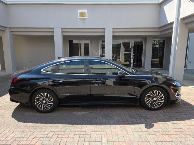used 2021 Hyundai Sonata Hybrid car, priced at $18,500