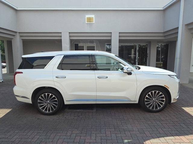 new 2025 Hyundai Palisade car, priced at $54,110