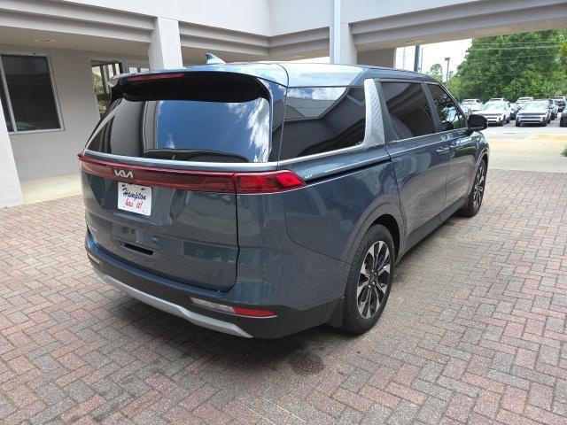 used 2024 Kia Carnival car, priced at $38,899