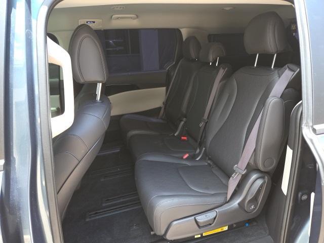 used 2024 Kia Carnival car, priced at $38,899