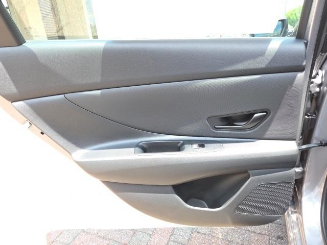 new 2025 Hyundai Elantra car, priced at $25,165