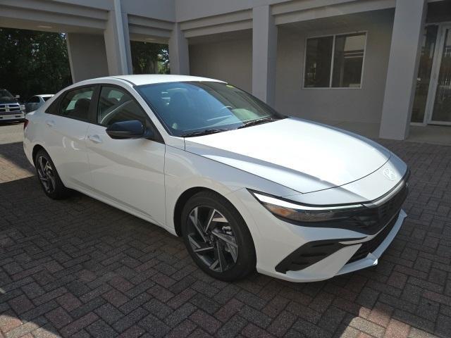 new 2025 Hyundai Elantra car, priced at $25,570