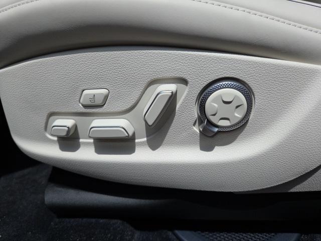 new 2025 Genesis GV80 car, priced at $82,690