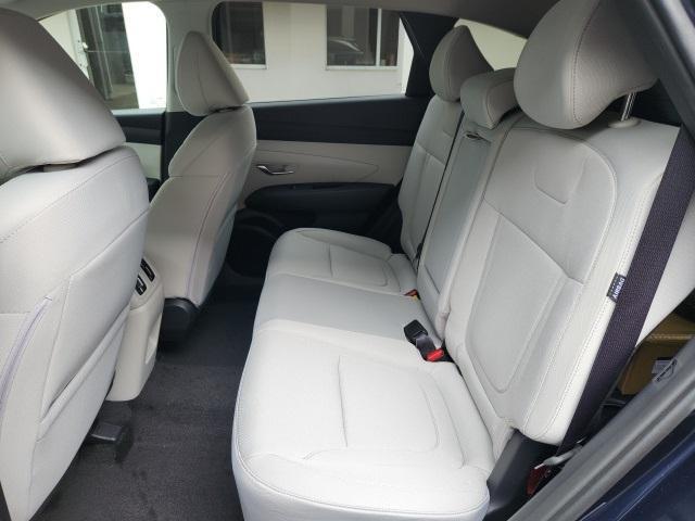 new 2025 Hyundai TUCSON Hybrid car, priced at $35,405