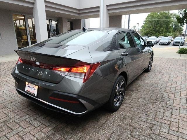 new 2025 Hyundai Elantra car, priced at $24,650