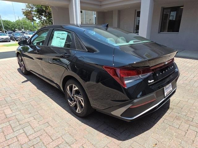 new 2025 Hyundai Elantra car, priced at $25,065