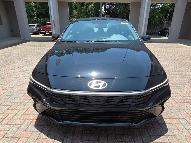 new 2025 Hyundai Elantra car, priced at $25,065