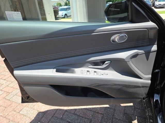 new 2025 Hyundai Elantra car, priced at $25,065