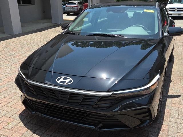 new 2025 Hyundai Elantra car, priced at $25,065