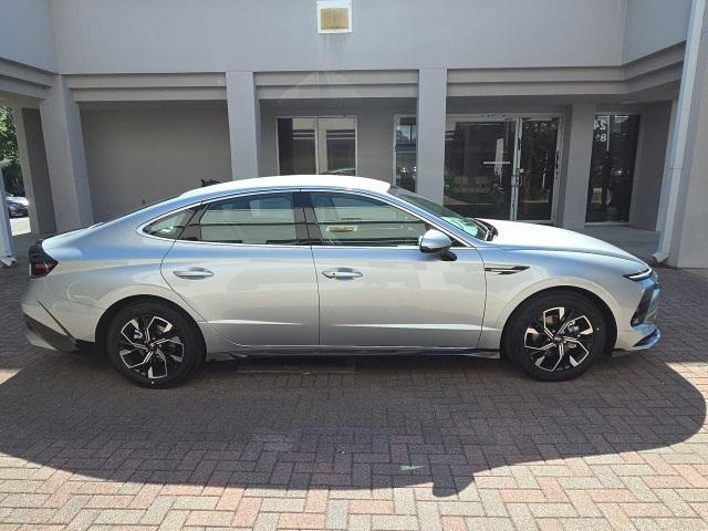 used 2025 Hyundai Sonata car, priced at $25,694