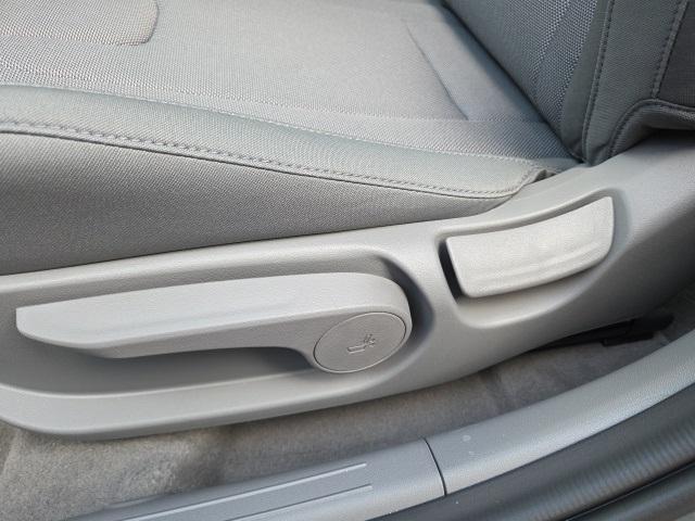 new 2025 Hyundai Elantra car, priced at $24,040