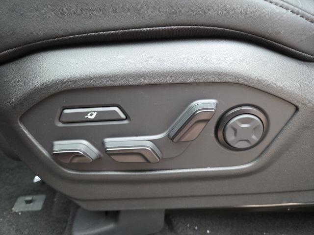 new 2025 Hyundai SANTA FE HEV car, priced at $50,710