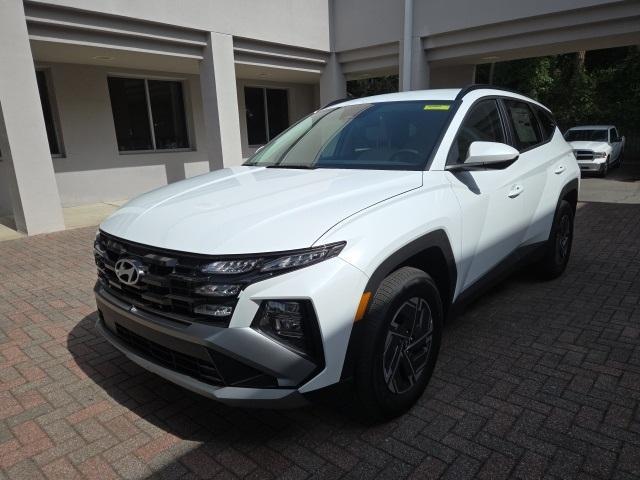 new 2025 Hyundai TUCSON Hybrid car, priced at $36,065