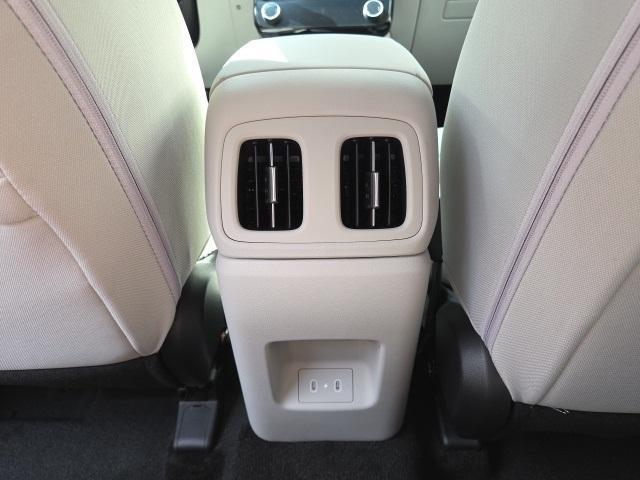 new 2025 Hyundai TUCSON Hybrid car, priced at $36,065