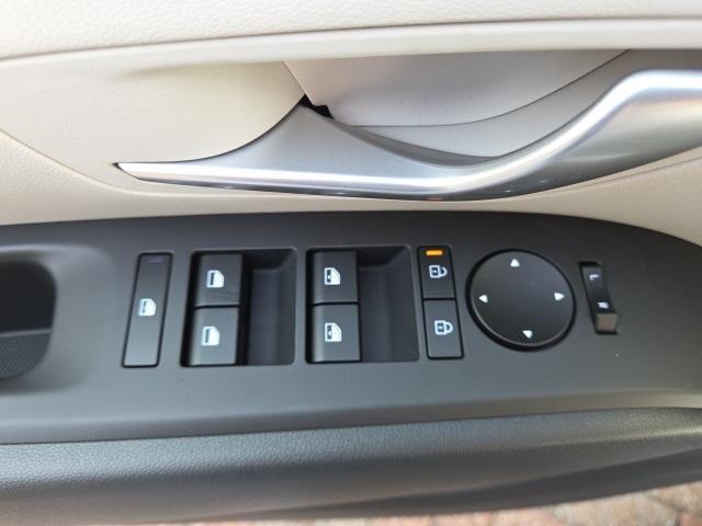 new 2025 Hyundai TUCSON Hybrid car, priced at $36,065